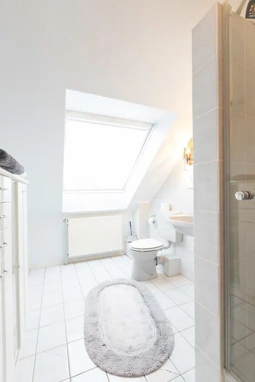 בית אירוח Deutsche Messe Zimmer - Accommodation Service Hannover Fair
