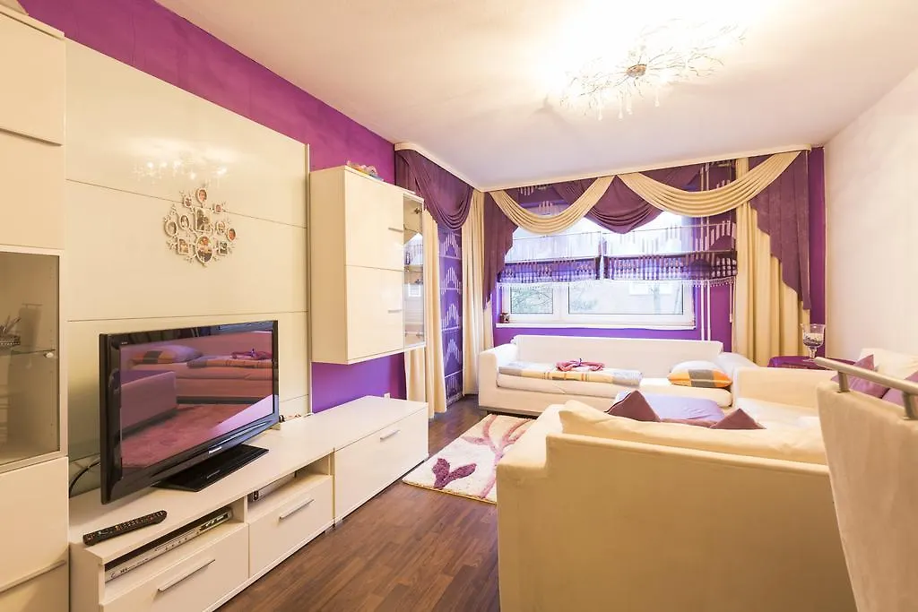 Deutsche Messe Zimmer - Accommodation Service Hannover Fair בית אירוח