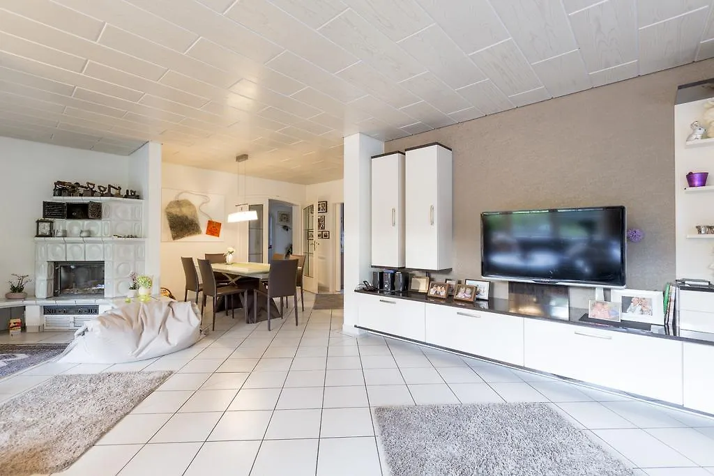 בית אירוח Deutsche Messe Zimmer - Accommodation Service Hannover Fair