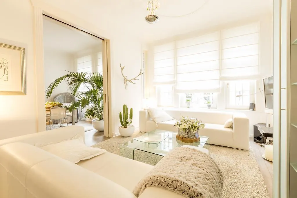 Deutsche Messe Zimmer - Accommodation Service Hannover Fair בית אירוח